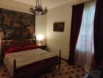Stanza Medievale is a comfortable double bed bedroom with a lot of character, comfort, quiet and fully climate controlled.
